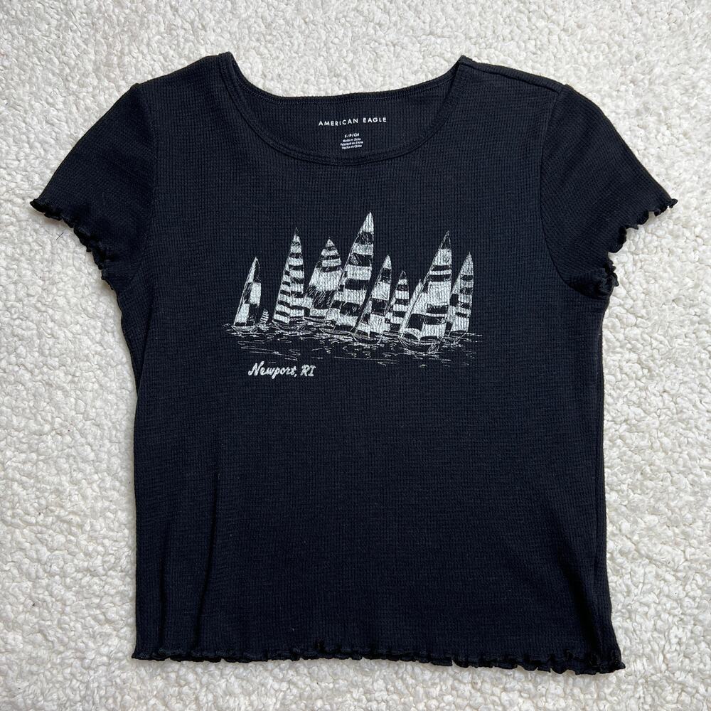 American Eagle Newport Print Black Tee Small